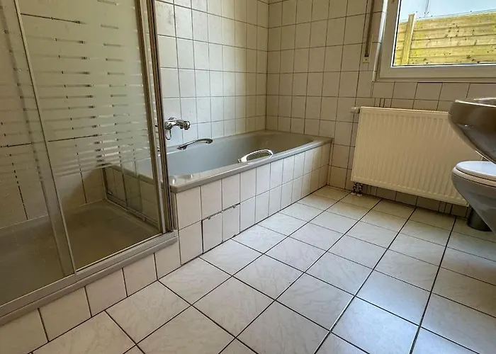 Benedenappartement In Met Uitzicht En Balkon Apartman Winterberg