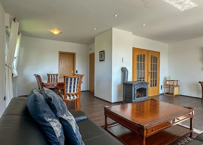 Apartman Benedenappartement In Met Uitzicht En Balkon Winterberg