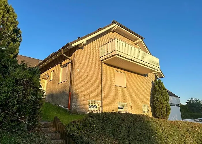 Benedenappartement In Met Uitzicht En Balkon Winterberg